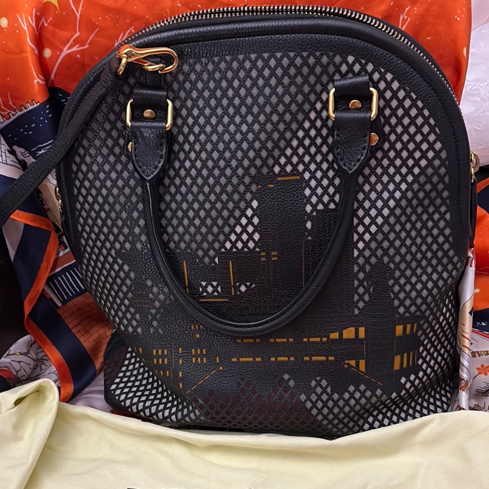 Burberry Black and Gold Cut-Out Shoulder Bag- Limited Edition